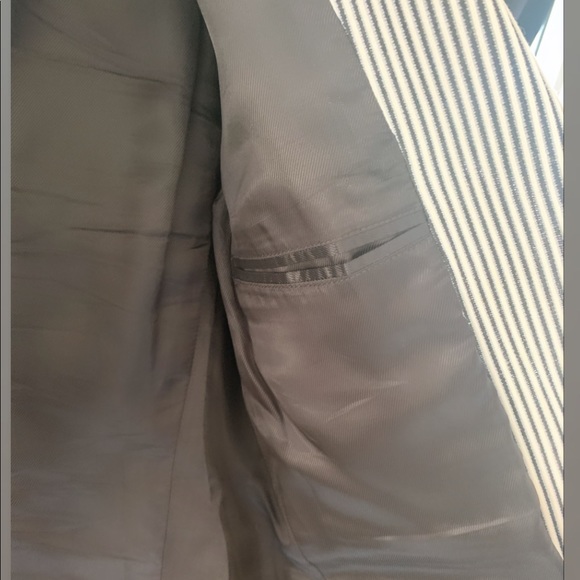 Emporio Armani Johnny Line White and Black Blazer - Picture 6 of 6